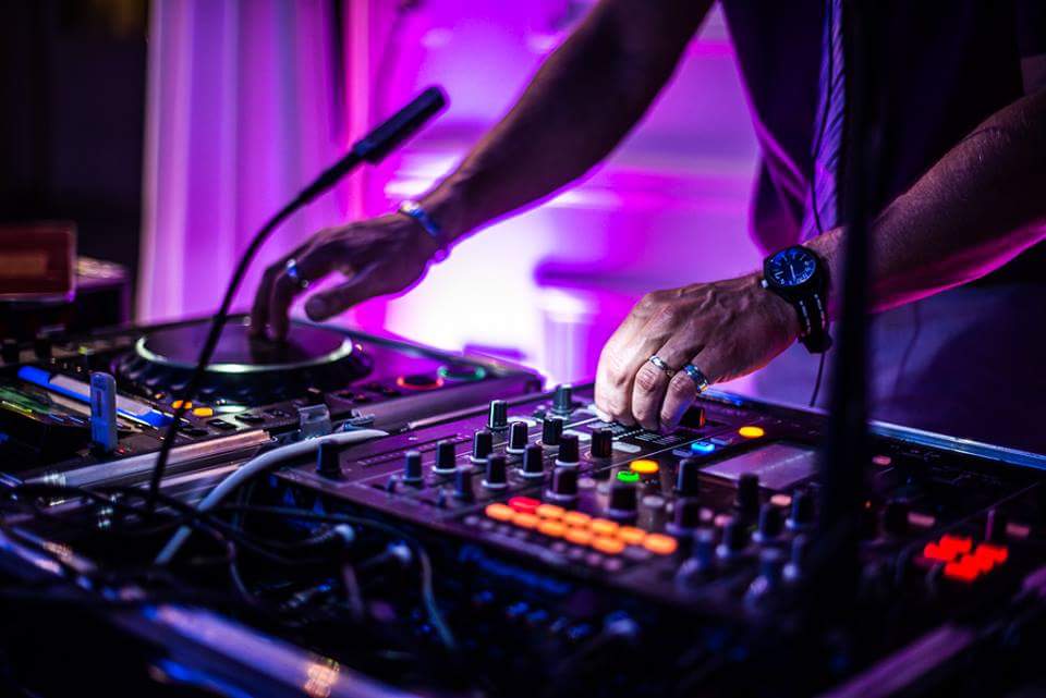 DJ Dans L Oise Professionnel Et Location De Mat riel Sonozikloc dj-dans-l-oise-professionnel-et-location-de-mat-riel-sonozikloc